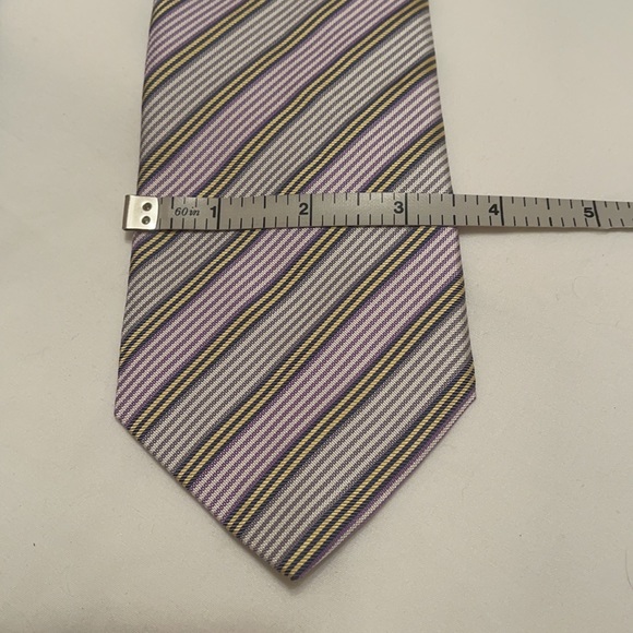 Burberry Silk Classic Stripe Tie - Picture 5 of 6
